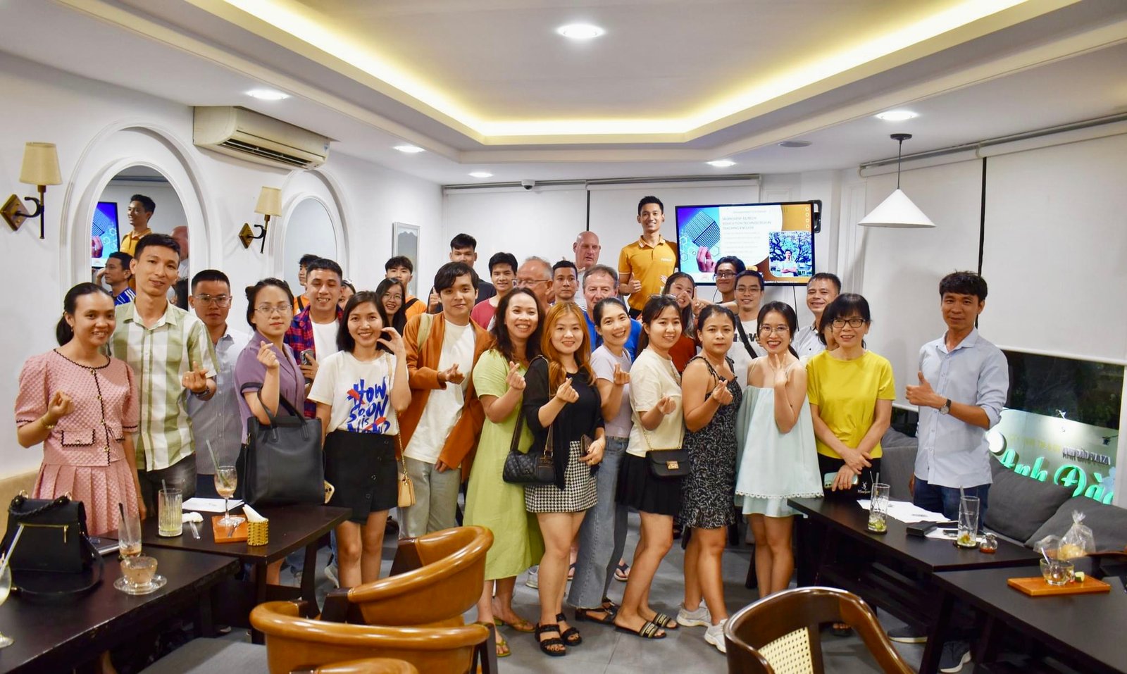 Hoạt động giảng dạy và đào tạo thực tế của Thầy Phillip Nguyen